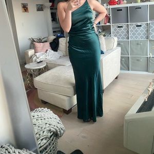 Satin, jade green, floor length gown. Padded and lined. Tags still on!